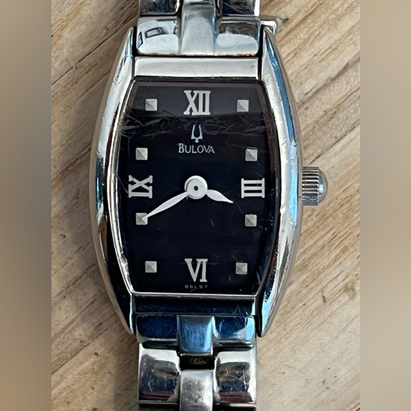 Bulova Ladies Watch Abalone Dial Stainless Bracelet Hidden Clasp 96C97 - Picture 3 of 15